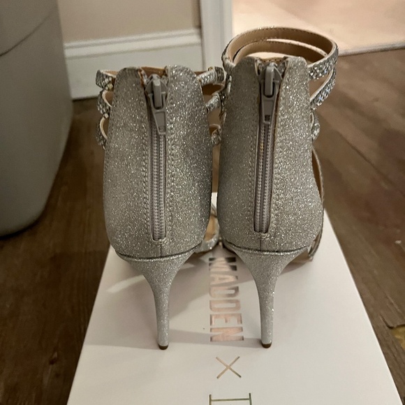 Steve Madden Heels - Picture 2 of 6